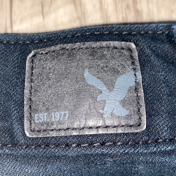 black distressed shorts - Picture 6 of 6